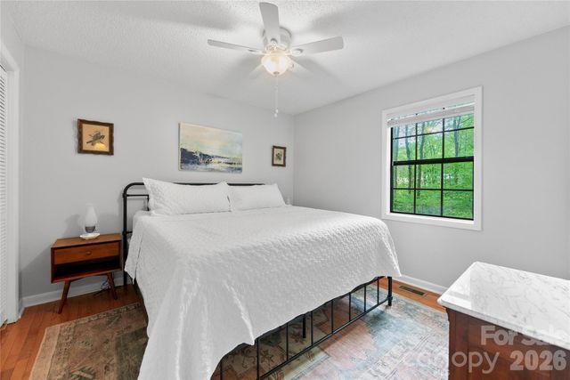 280 Timberside Drive, Mars Hill, NC 28754