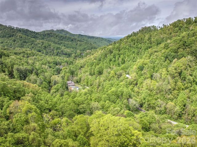 280 Timberside Drive, Mars Hill, NC 28754