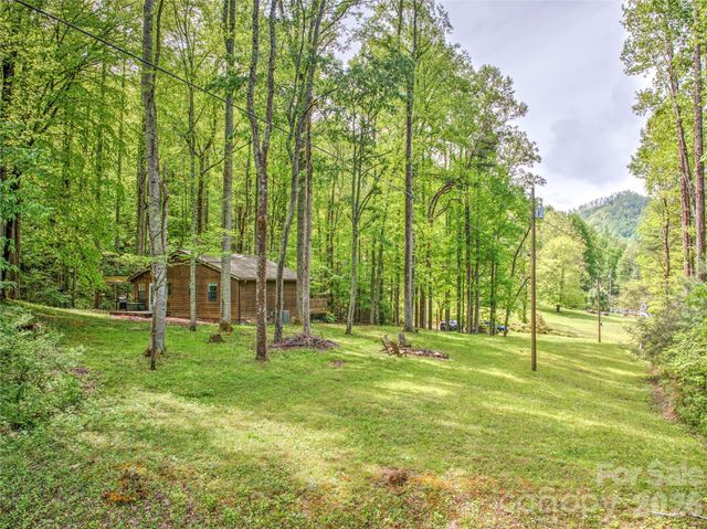 280 Timberside Drive, Mars Hill, NC 28754