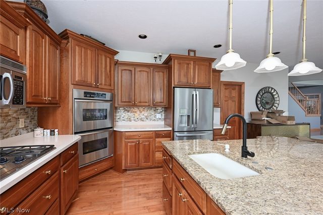 4375 Lakeview Glen Drive, Medina, OH 44256