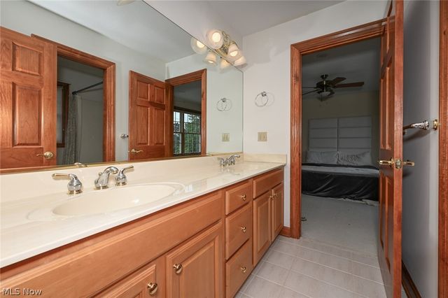 4375 Lakeview Glen Drive, Medina, OH 44256