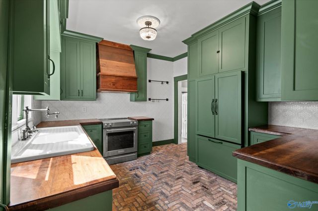 205 Dement Street, Huntsville, AL 35801