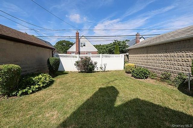 8152 249th Street, Bellerose, NY 11426