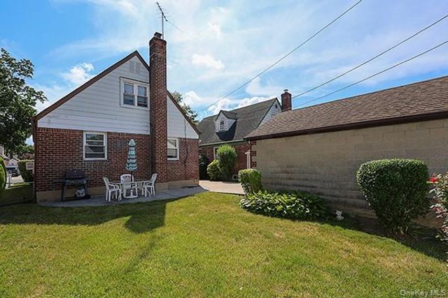 8152 249th Street, Bellerose, NY 11426