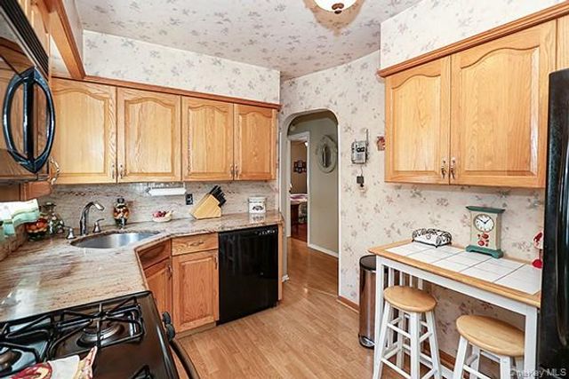 8152 249th Street, Bellerose, NY 11426
