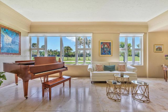 1021 N Greenway Drive, Coral Gables, FL 33134