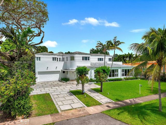 1021 N Greenway Drive, Coral Gables, FL 33134