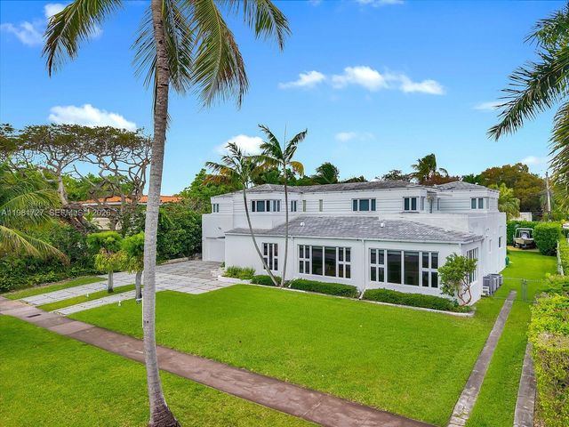 1021 N Greenway Drive, Coral Gables, FL 33134