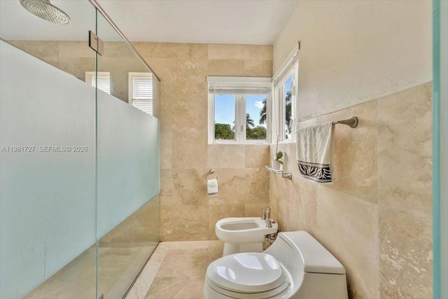 1021 N Greenway Drive, Coral Gables, FL 33134