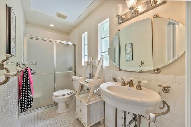 1021 N Greenway Drive, Coral Gables, FL 33134