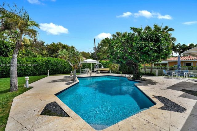 1021 N Greenway Drive, Coral Gables, FL 33134