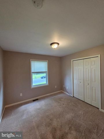 272 HOPE DR, Blandon, PA 19510
