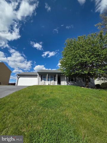 272 HOPE DR, Blandon, PA 19510