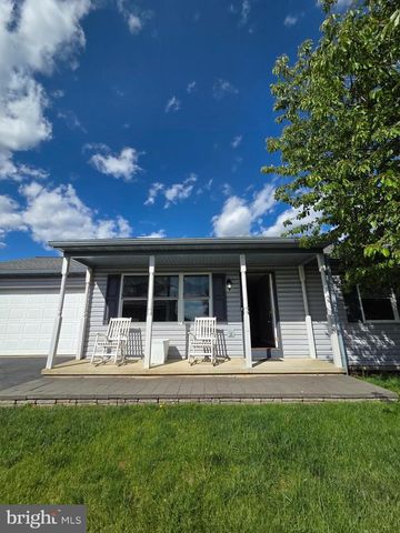 272 HOPE DR, Blandon, PA 19510