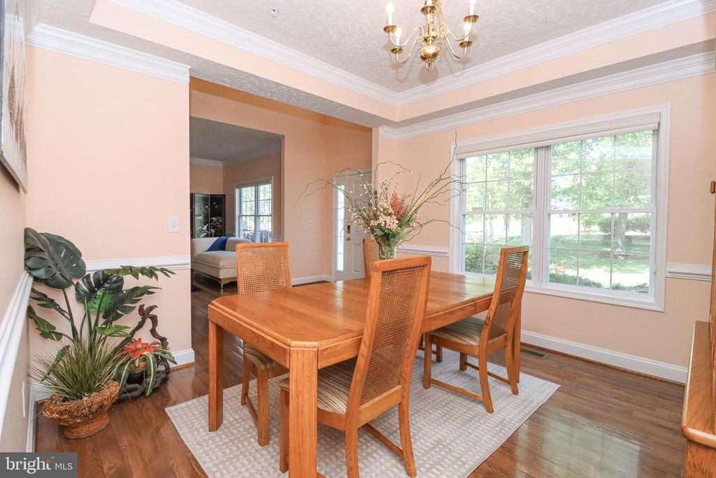 Image 8 of property listing at 12003 LISBOROUGH RD, Bowie, MD 20720