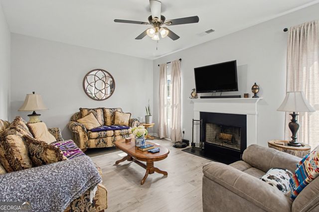 60 Roundabout Lane NW, Adairsville, GA 30103