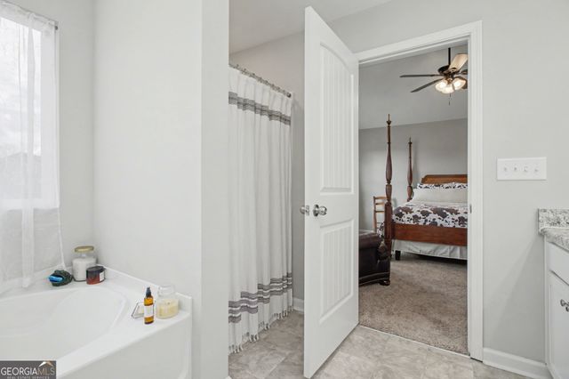 60 Roundabout Lane NW, Adairsville, GA 30103