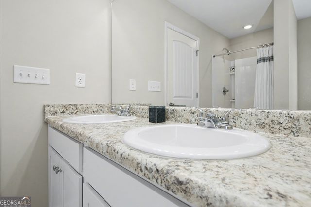 60 Roundabout Lane NW, Adairsville, GA 30103