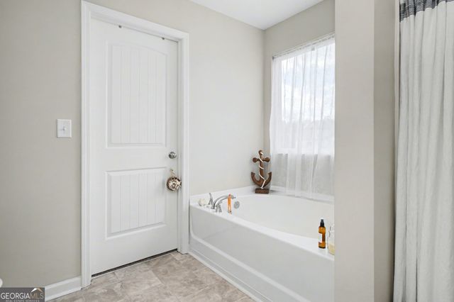 60 Roundabout Lane NW, Adairsville, GA 30103