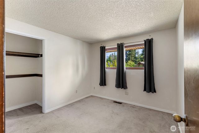 2860 NW North Star Drive, Silverdale, WA 98383