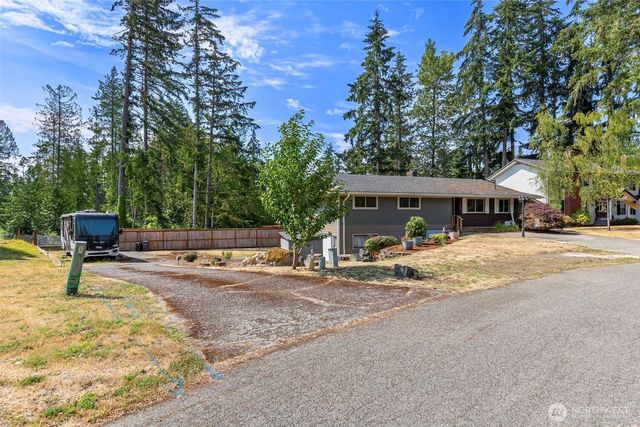 2860 NW North Star Drive, Silverdale, WA 98383