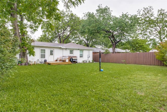 6210 Sudbury Drive, Dallas, TX 75214