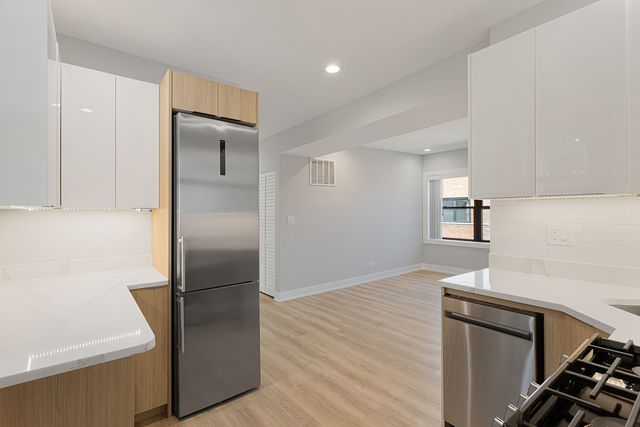1550 W Juneway Terrace 1D, Chicago, IL 60626