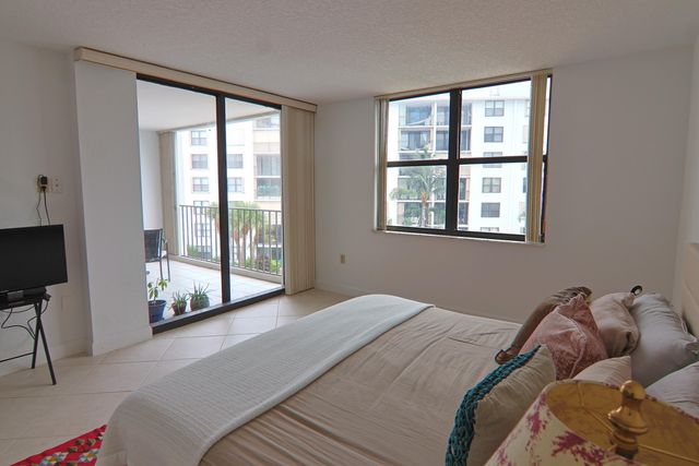 3545 S Ocean Boulevard 404, South Palm Beach, FL 33480