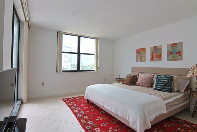 3545 S Ocean Boulevard 404, South Palm Beach, FL 33480