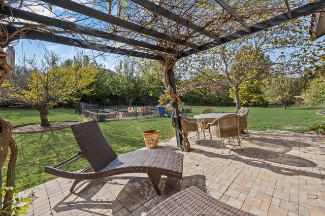 1712 Bison Meadow Lane, Heath, TX 75032