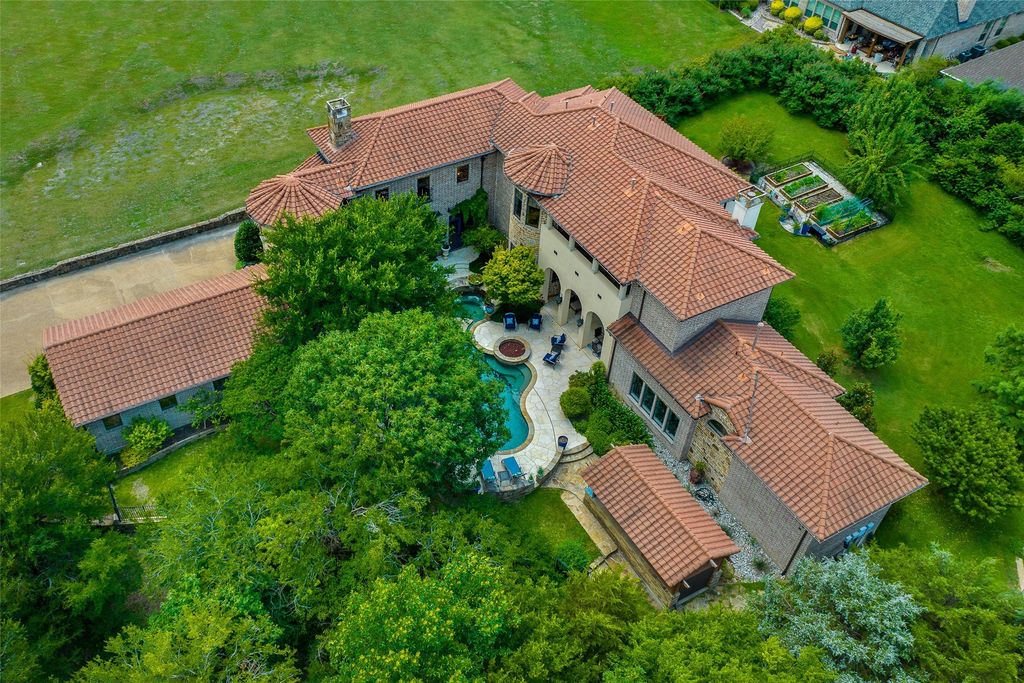 1712 Bison Meadow Lane, Heath, TX 75032