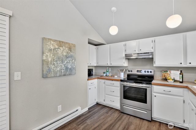 2422 McGregor Drive SE, Port Orchard, WA 98366