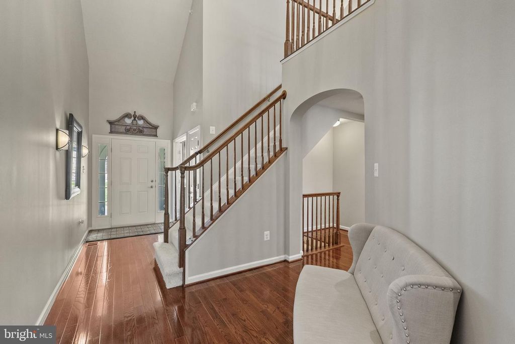 Image 11 of property listing at 2419 MILL RACE RD, Frederick, MD 21701