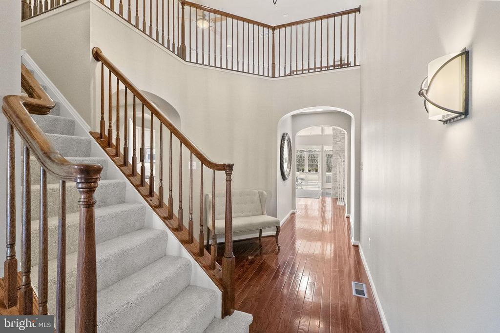 Image 14 of property listing at 2419 MILL RACE RD, Frederick, MD 21701