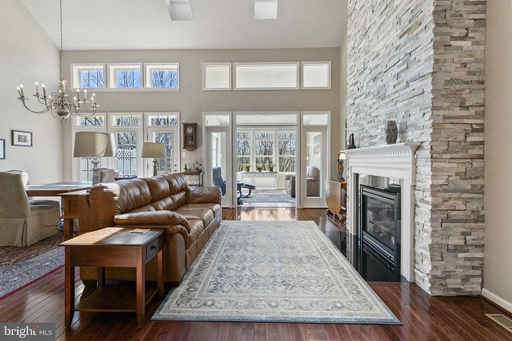 Image 19 of property listing at 2419 MILL RACE RD, Frederick, MD 21701