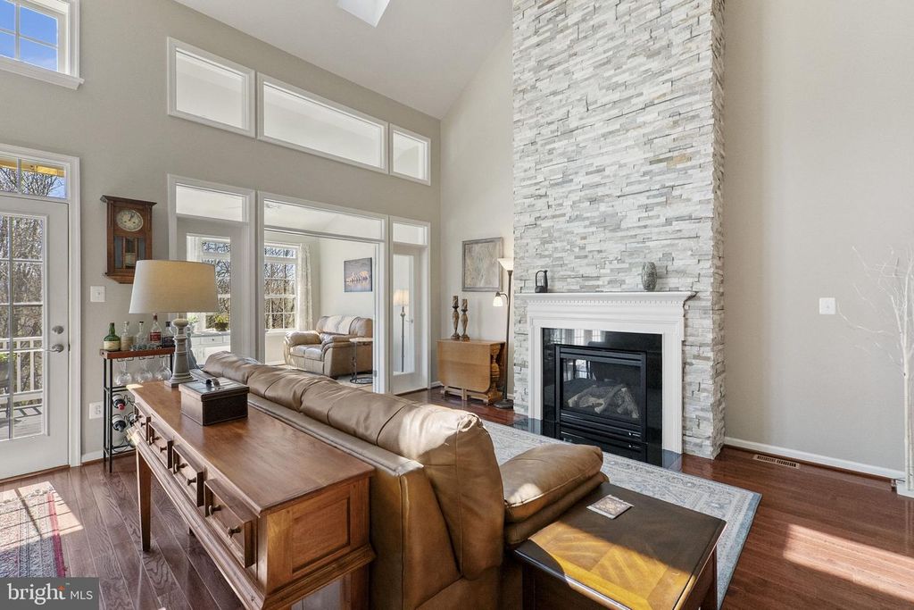 Image 20 of property listing at 2419 MILL RACE RD, Frederick, MD 21701