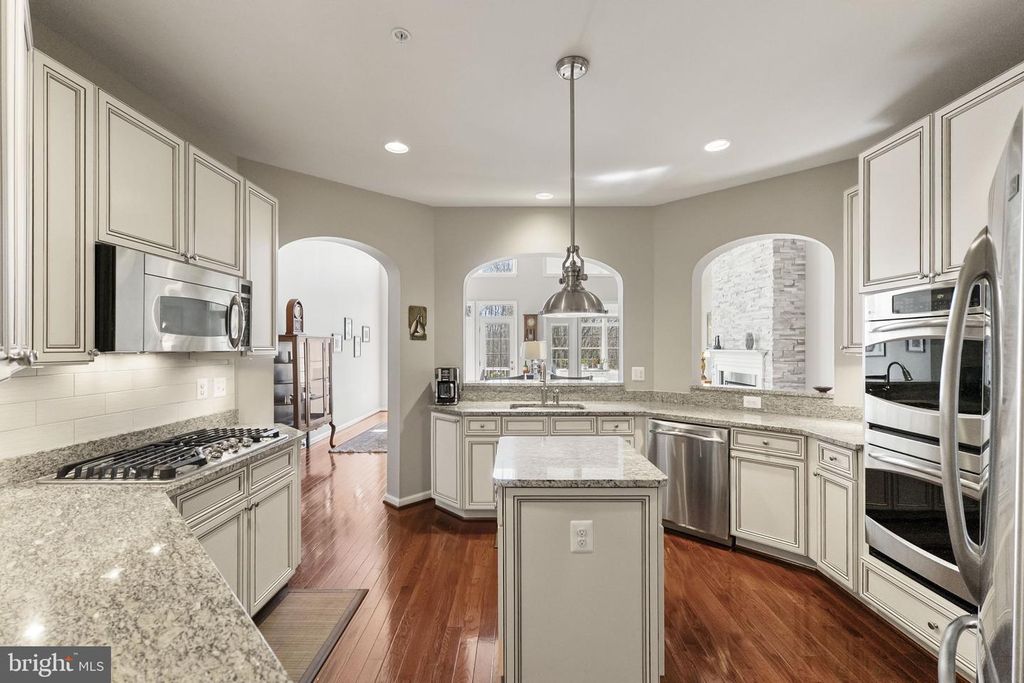 Image 28 of property listing at 2419 MILL RACE RD, Frederick, MD 21701