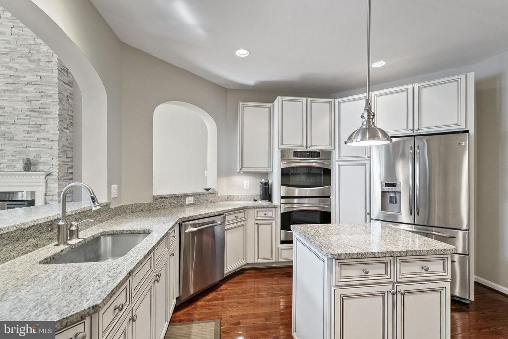 Image 30 of property listing at 2419 MILL RACE RD, Frederick, MD 21701