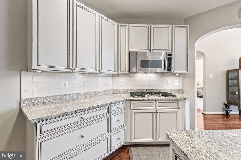 Image 32 of property listing at 2419 MILL RACE RD, Frederick, MD 21701