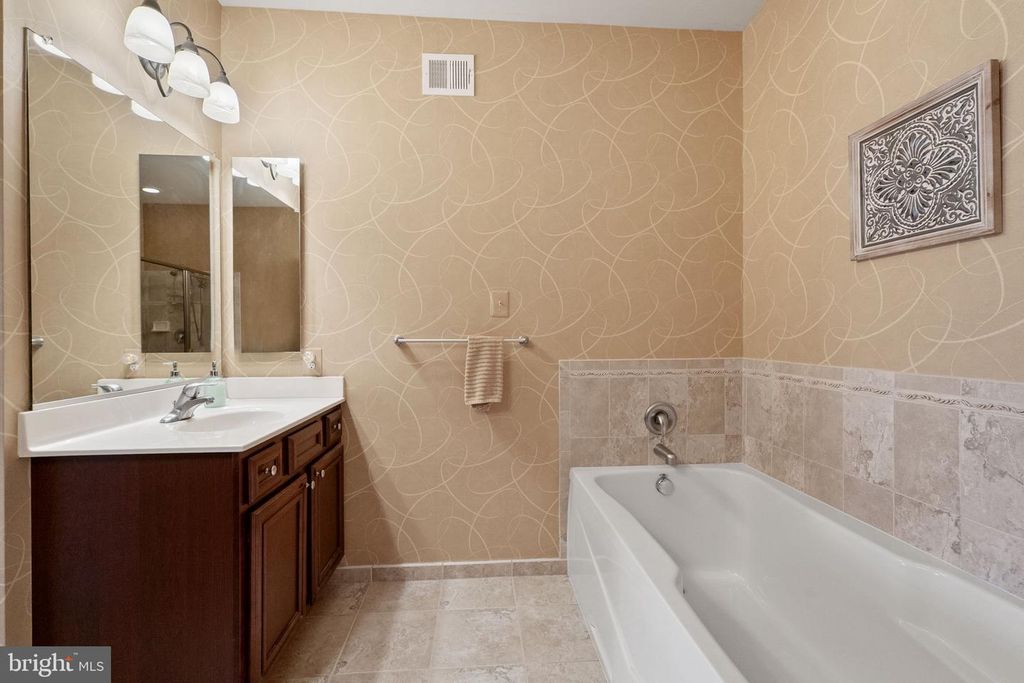 Image 50 of property listing at 2419 MILL RACE RD, Frederick, MD 21701