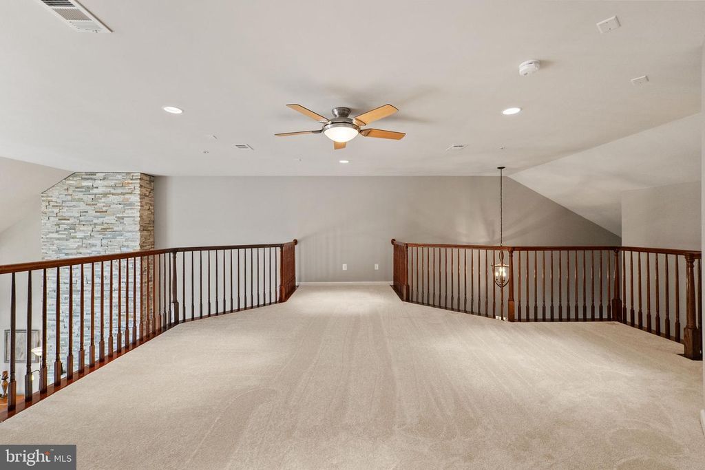 Image 54 of property listing at 2419 MILL RACE RD, Frederick, MD 21701