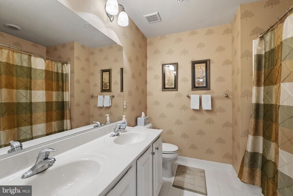 Image 64 of property listing at 2419 MILL RACE RD, Frederick, MD 21701