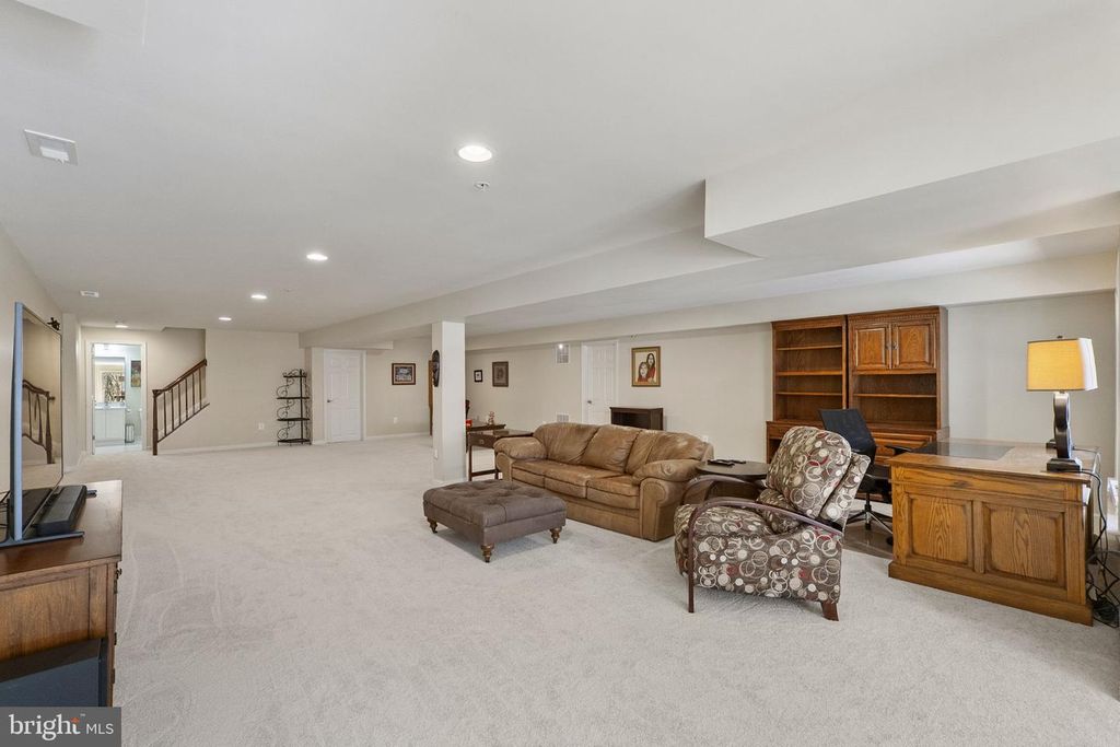 Image 70 of property listing at 2419 MILL RACE RD, Frederick, MD 21701