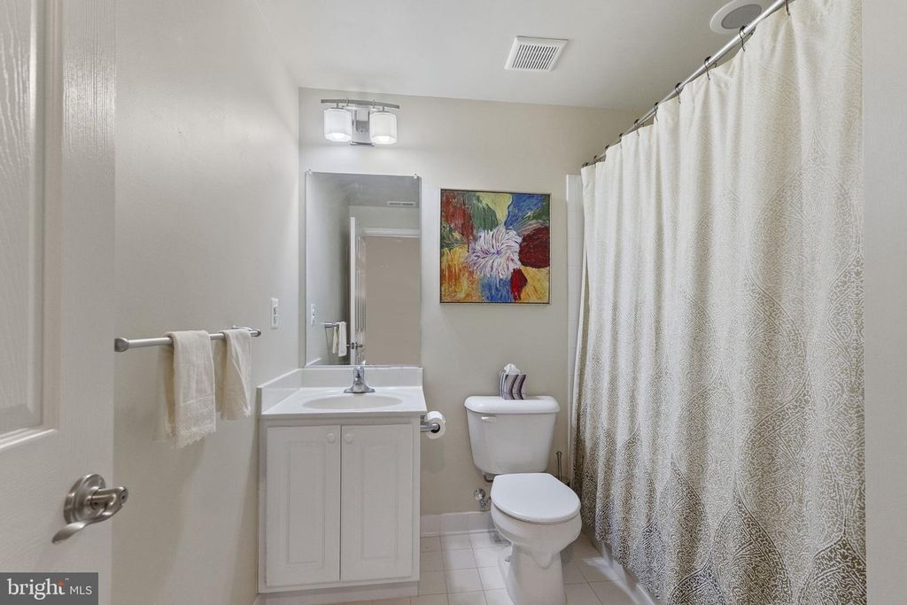 Image 75 of property listing at 2419 MILL RACE RD, Frederick, MD 21701