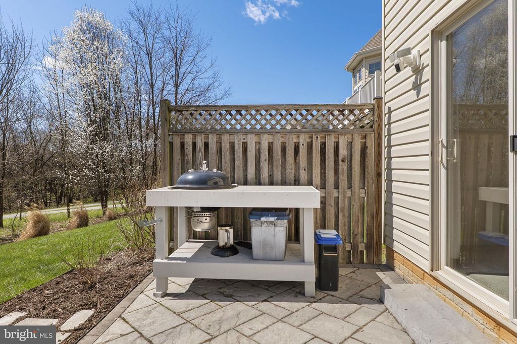 Image 79 of property listing at 2419 MILL RACE RD, Frederick, MD 21701