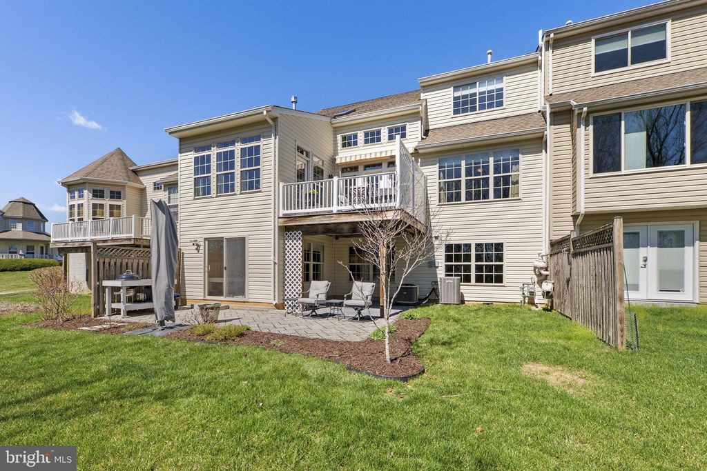 Image 87 of property listing at 2419 MILL RACE RD, Frederick, MD 21701