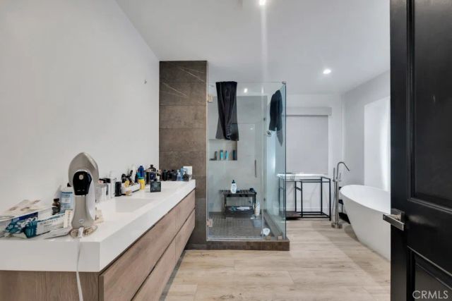 10122 Jovita Avenue, Chatsworth, CA 91311