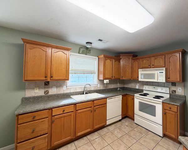 4507 TIMBER LN, Columbia, MO 65202
