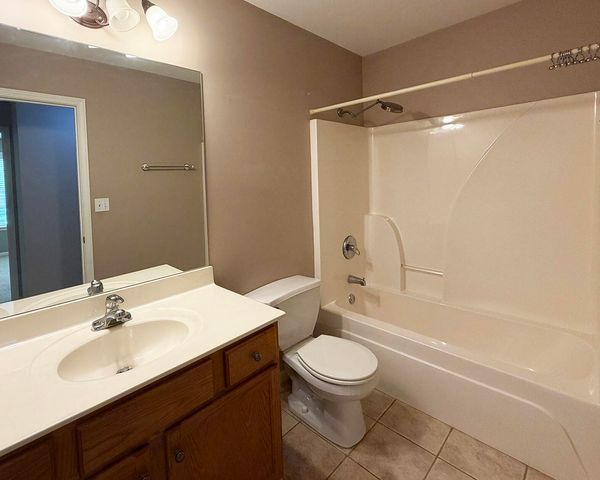 4507 TIMBER LN, Columbia, MO 65202