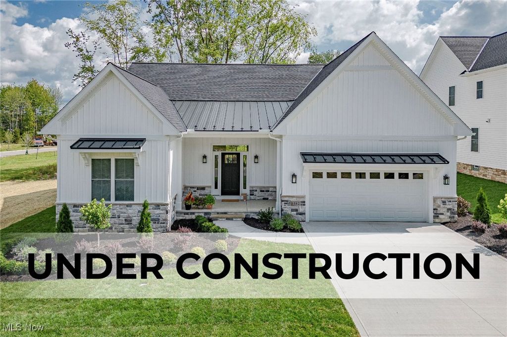 6477 N Cobblestone Road, Mayfield Village, OH 44143